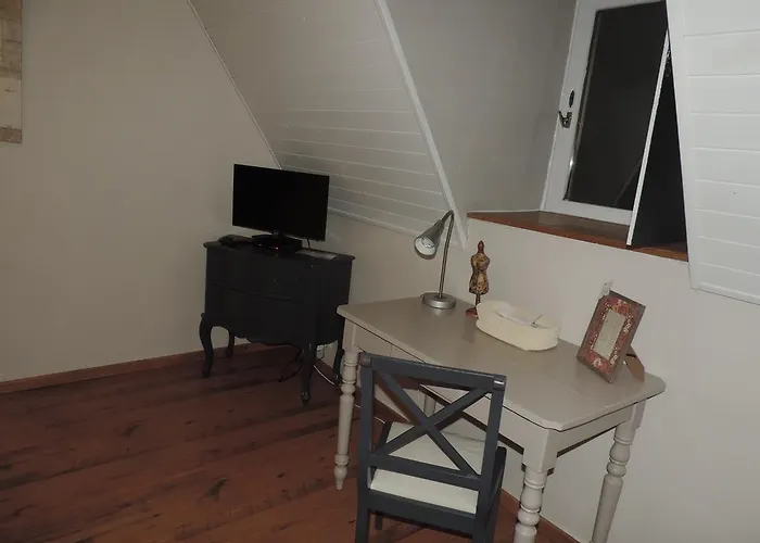 Le Limargue فندق *