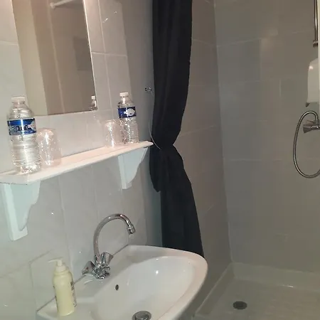 Hotel Auberge Le Limargue